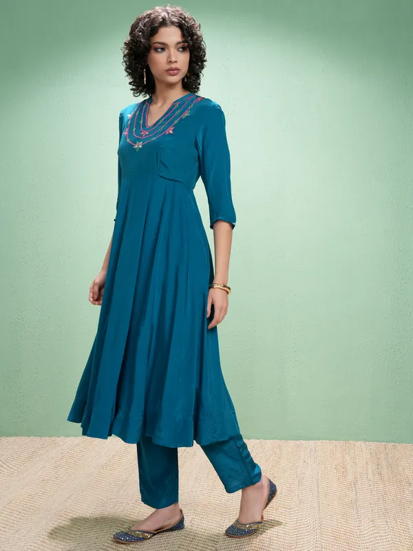 Vishudh Women Teal Embroidered Kurta With Trousers & Dupatta Kurta Set