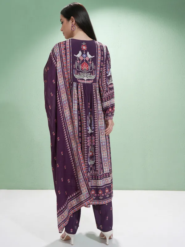 Women Kurta With Trousers & Dupatta