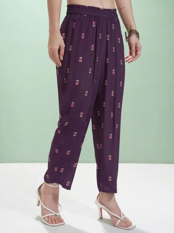 Women Kurta With Trousers & Dupatta