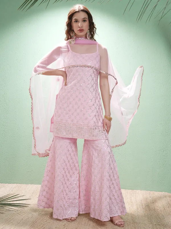 Women Kurta With Trousers & Dupatta