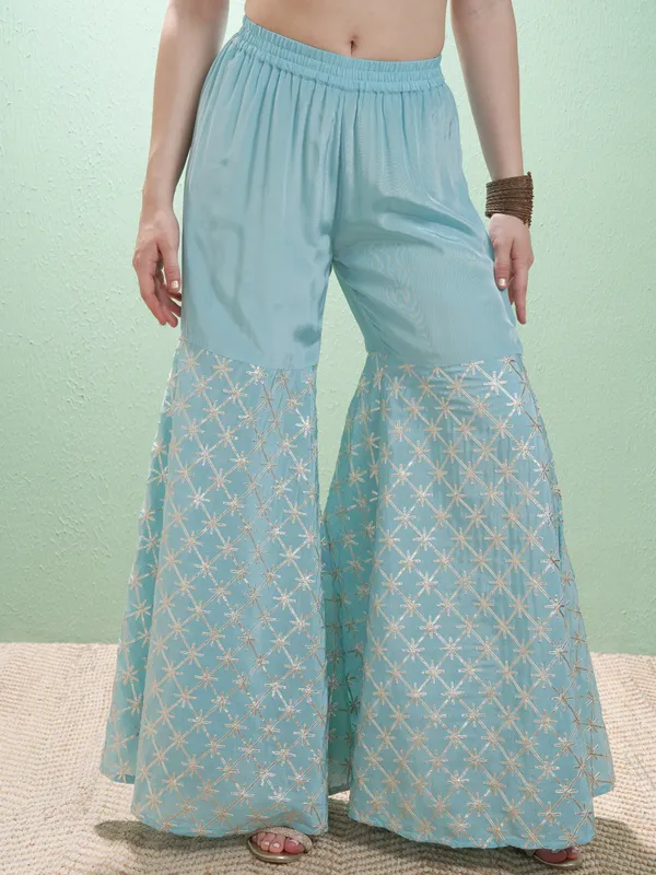 Women Kurta With Trousers & Dupatta