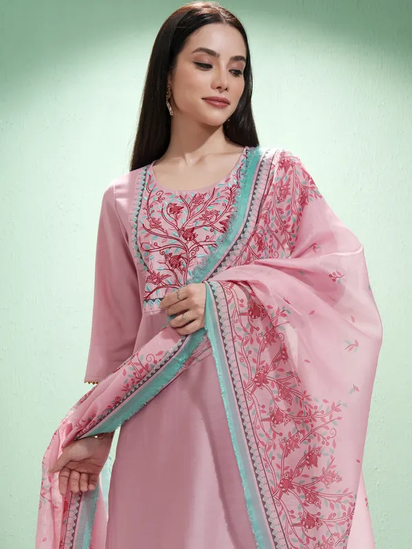 Vishudh Women Mauve Embroidered Kurta With Palazzos And Dupatta