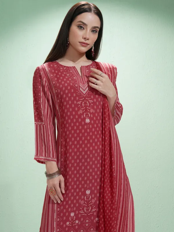 Vishudh Women Red Printed Kurta With Trousers And Dupatta
