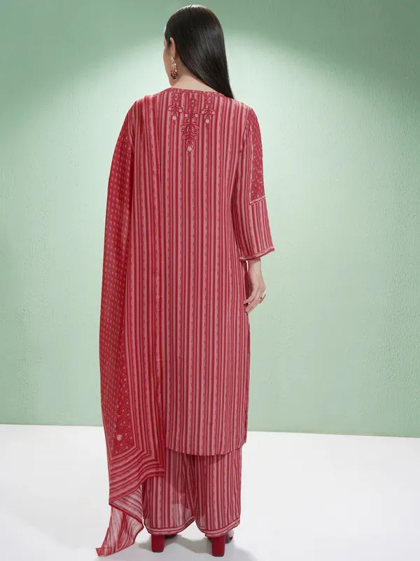 Vishudh Women Red Printed Kurta With Trousers And Dupatta