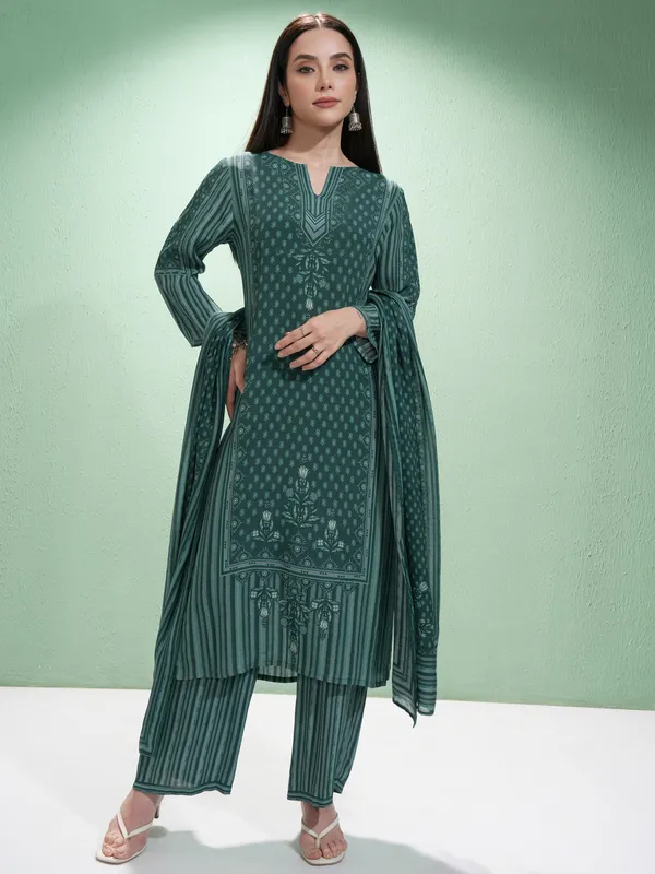 Vishudh Women Green Printed Kurta With Trousers And Dupatta