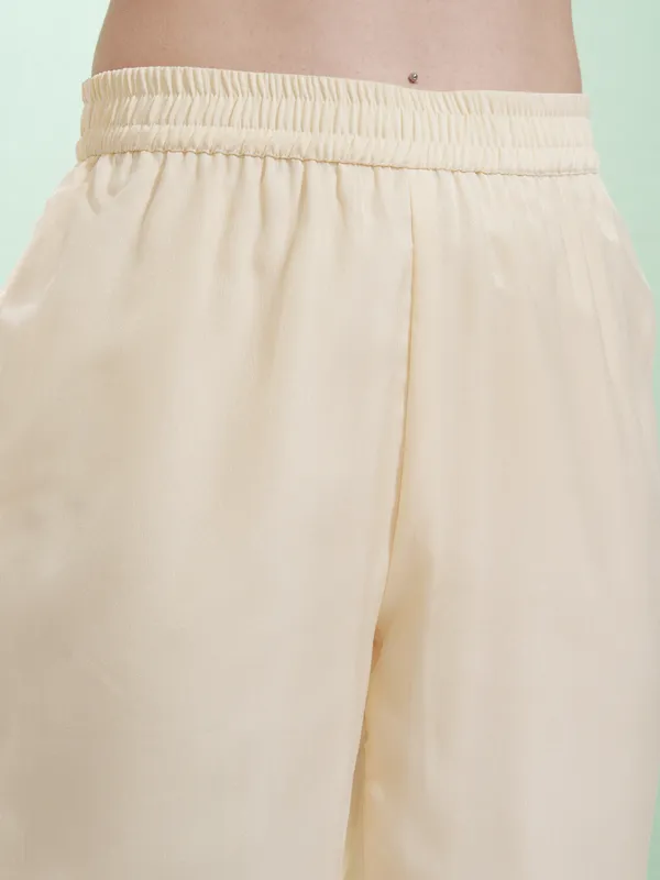 Women Kurta With Trousers & Dupatta