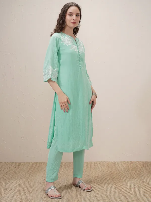 Women Kurta With Trouser And Dupatta