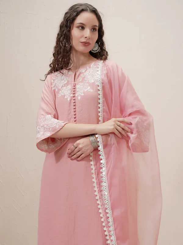 Women Kurta With Trouser And Dupatta