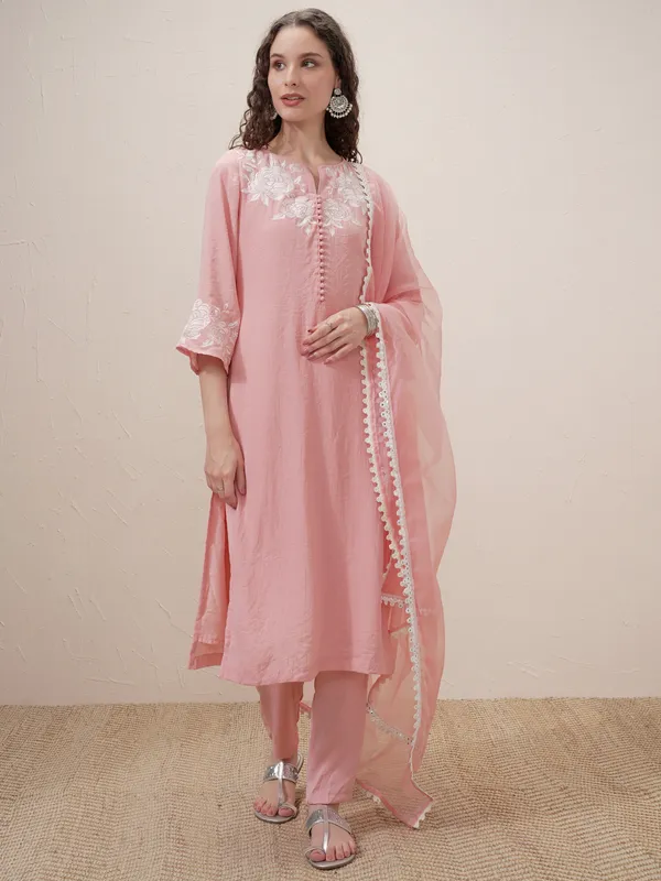 Women Kurta With Trouser And Dupatta