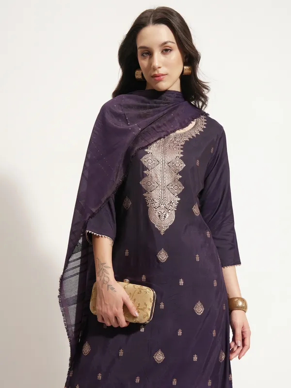 Women Kurta With Trouser And Dupatta