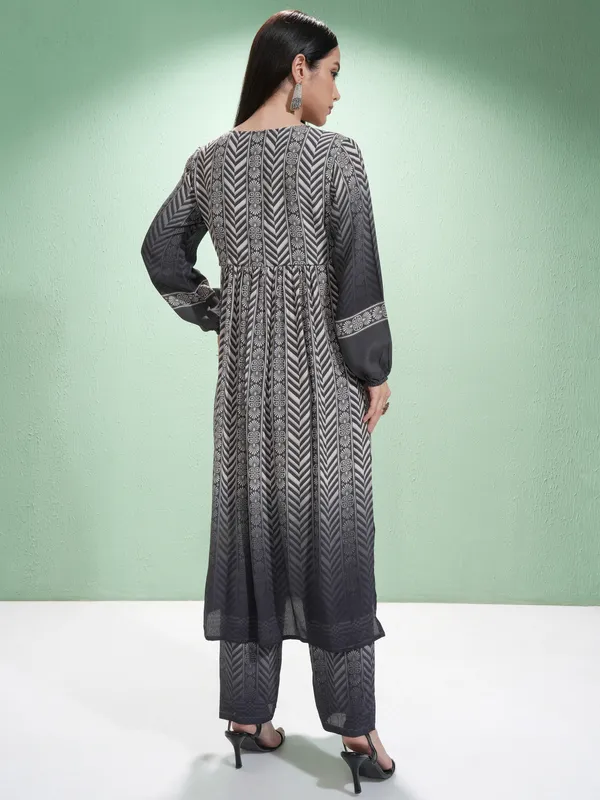 Vishudh Women Grey Printed Kurta With Palazzos