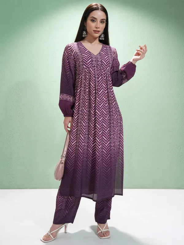 Vishudh Women Purple Printed Kurta With Palazzos