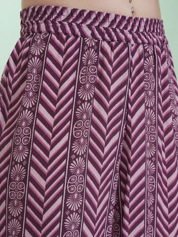 Vishudh Women Purple Printed Kurta With Palazzos
