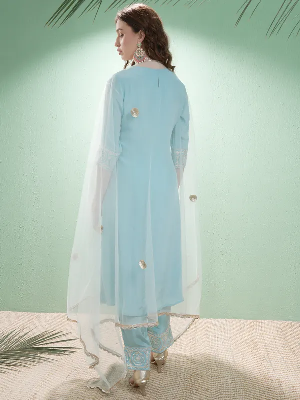 Women Kurta With Trouser And Dupatta