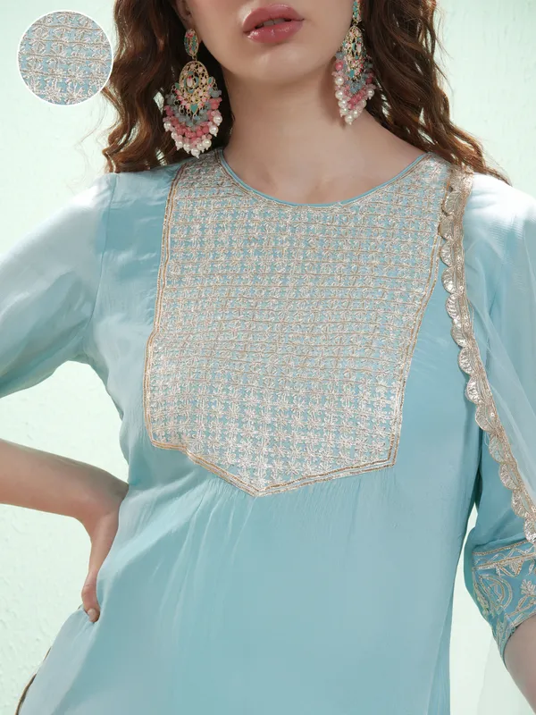 Women Kurta With Trouser And Dupatta