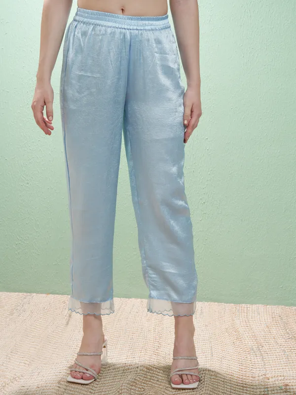 Women Kurta With Trousers & Dupatta