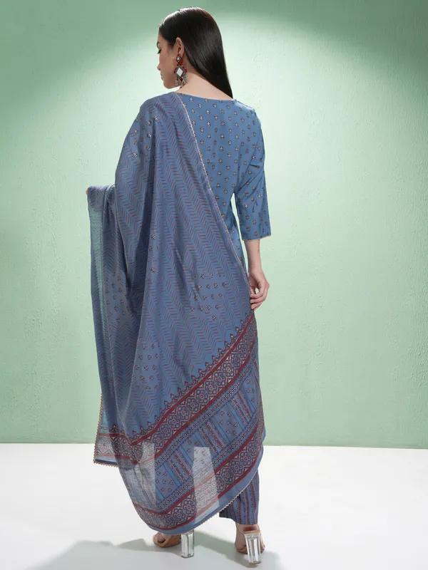 Vishudh Women Teal Printed Kurta With Trousers And Dupatta