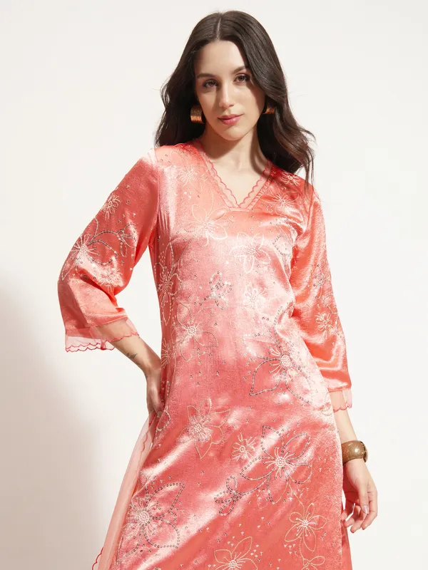 Women Kurta With Trouser And Dupatta