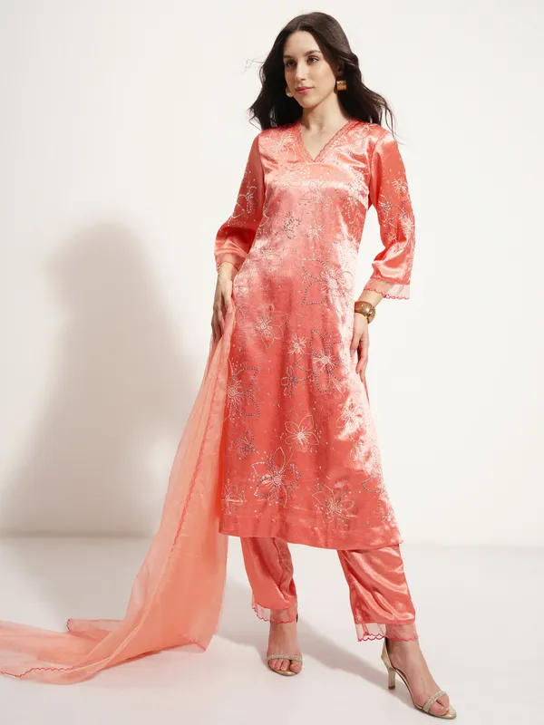Women Kurta With Trouser And Dupatta