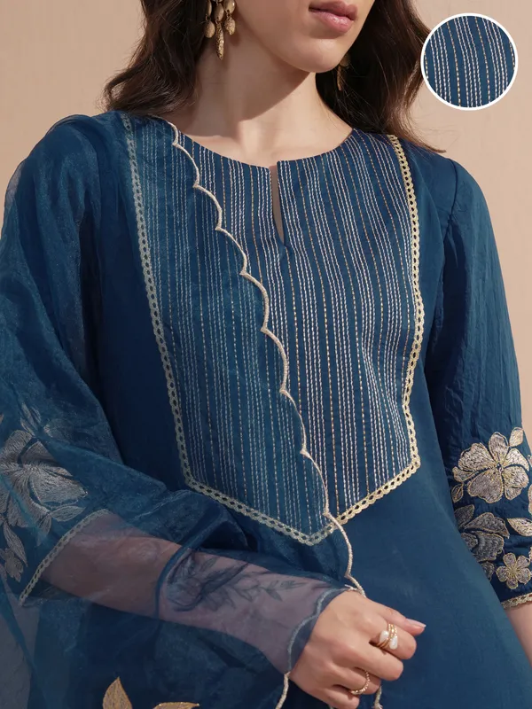 Women Kurta With Trouser And Dupatta