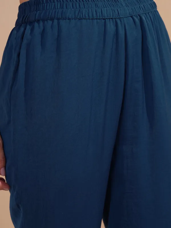 Women Kurta With Trouser And Dupatta