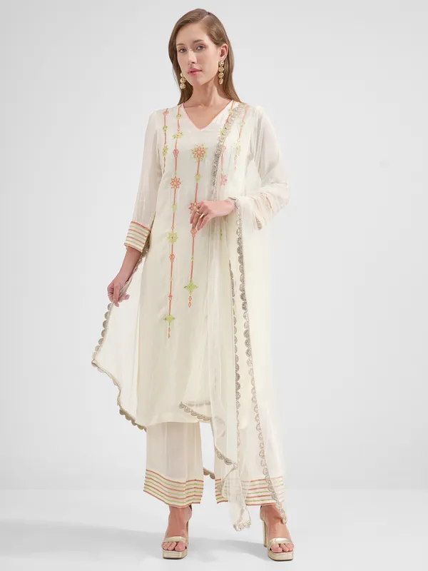 Vishudh Women Off White Embroidered Kurta And Trouser With Dupatta