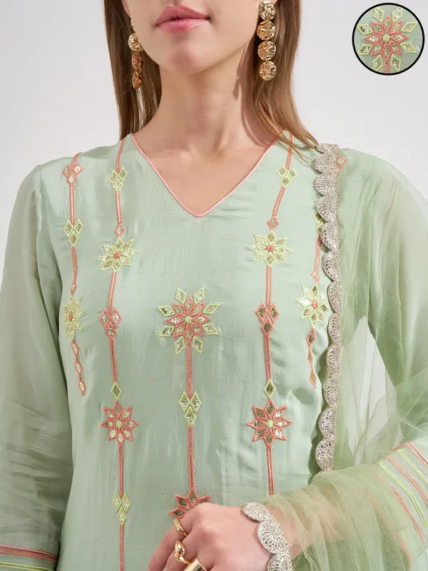 Vishudh Women Green Embroidered Kurta And Trouser With Dupatta