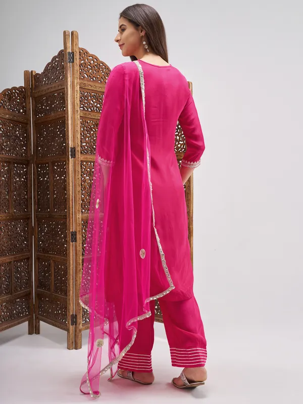 Vishudh Women Pink Embroidered Kurta And Palazzo With Dupatta