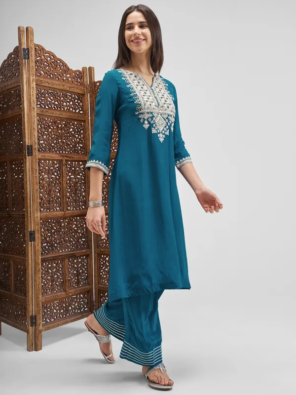 Vishudh Women Teal Embroidered Kurta And Palazzo With Dupatta