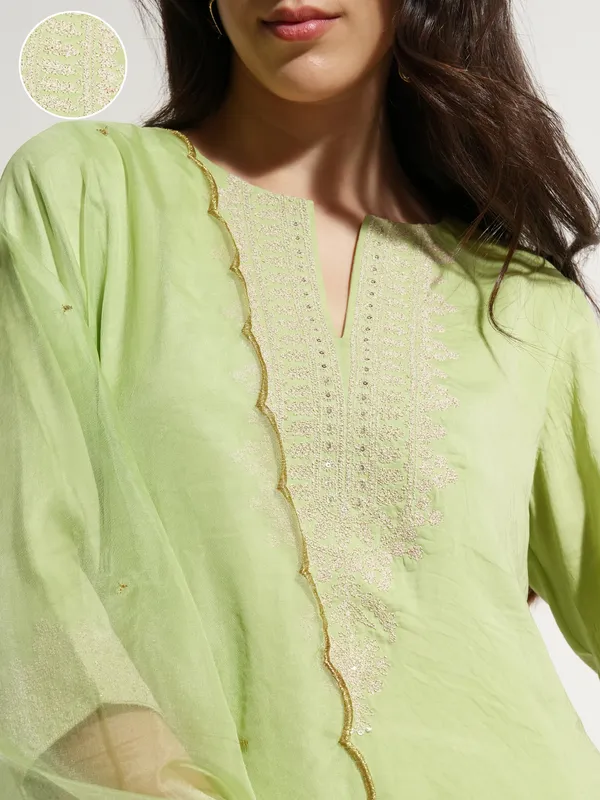 Women Kurta With Trouser And Dupatta