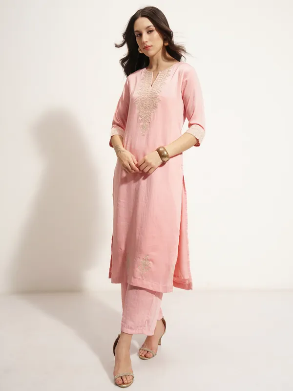 Women Kurta With Trouser And Dupatta