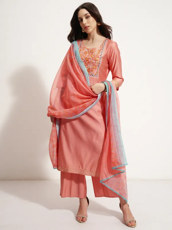 Women Kurta With Palazzo And Dupatta
