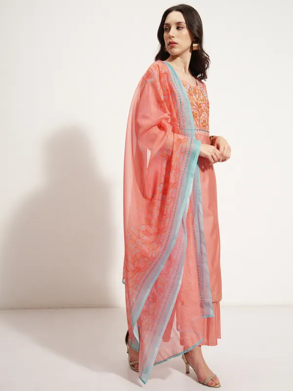 Women Kurta With Palazzo And Dupatta