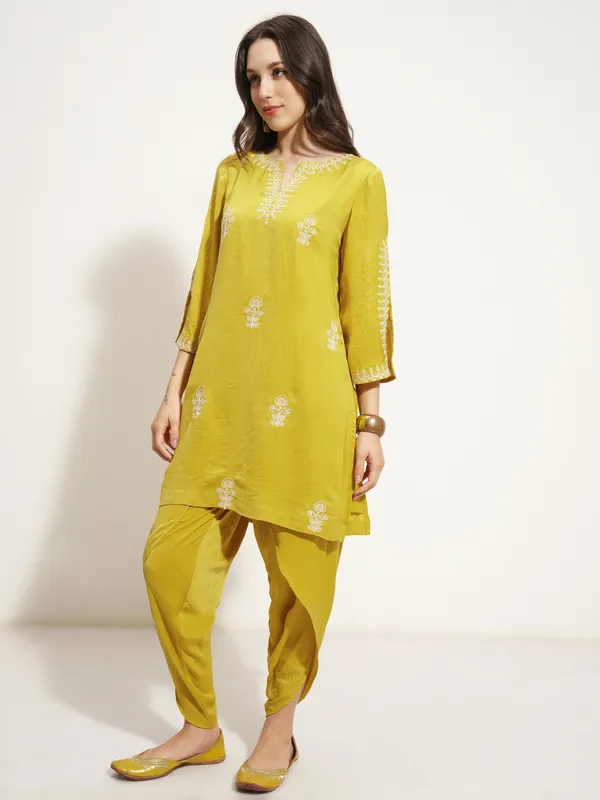 Women Kurta With Trouser And Dupatta