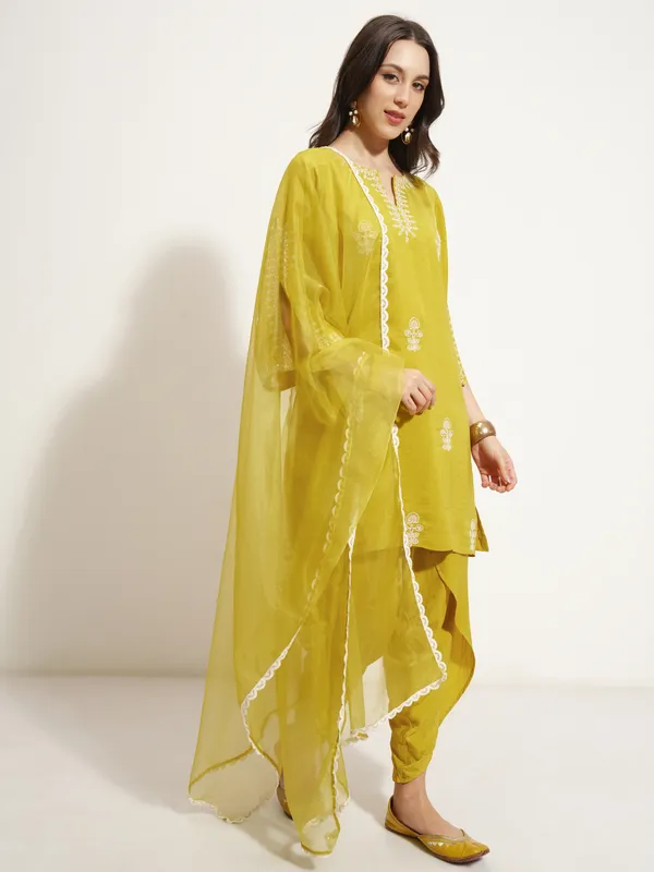 Women Kurta With Trouser And Dupatta