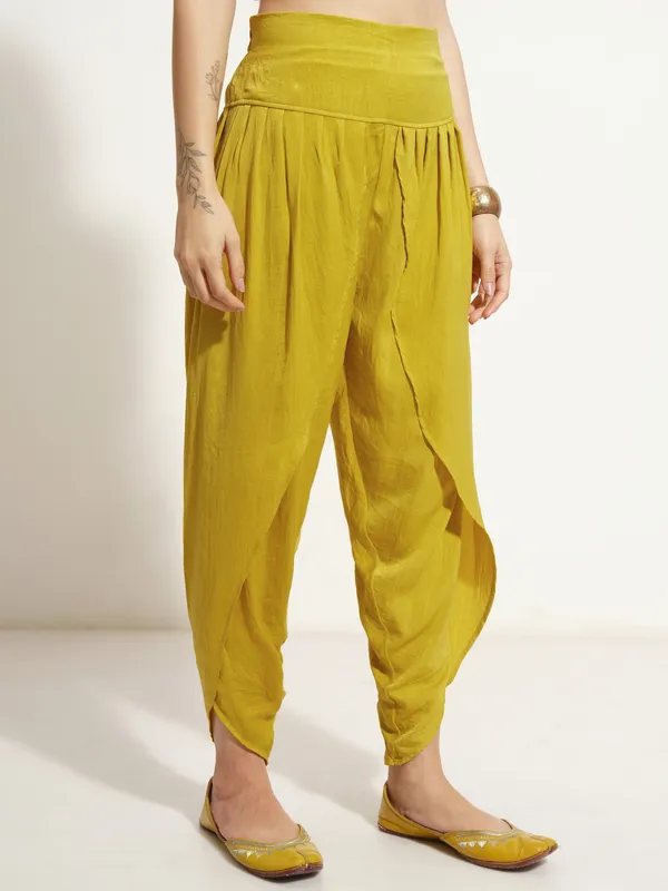 Women Kurta With Trouser And Dupatta