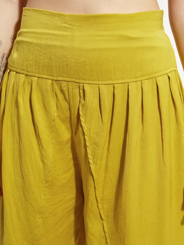 Women Kurta With Trouser And Dupatta