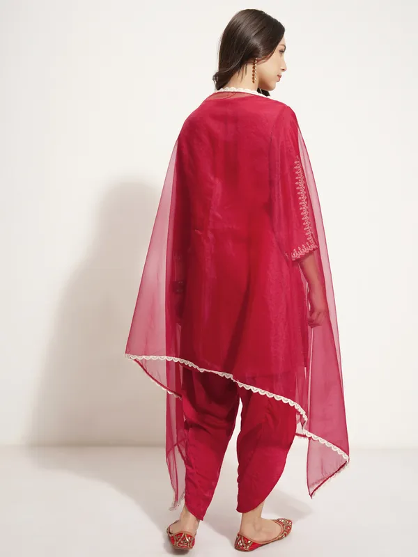 Women Kurta With Trouser And Dupatta
