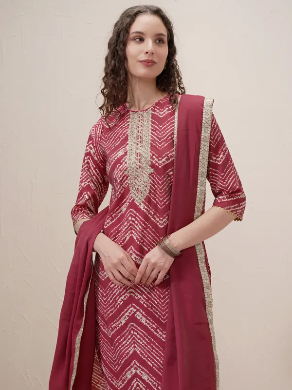 Women Kurta With Trouser And Dupatta