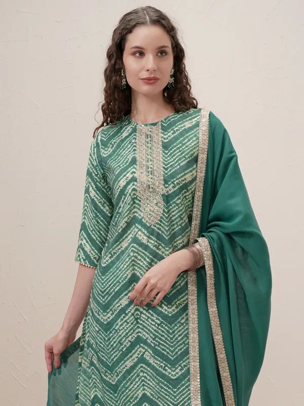 Women Kurta With Trouser And Dupatta
