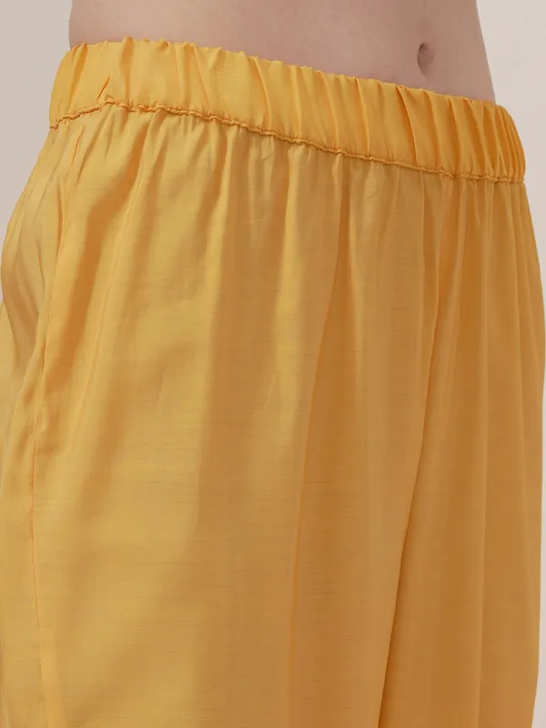 Women Kurta With Trouser And Dupatta