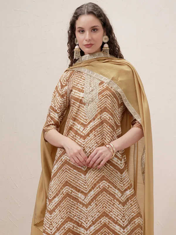 Women Kurta With Trouser And Dupatta