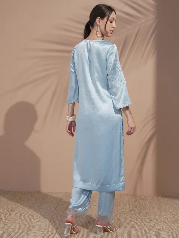 Women Kurta With Trouser