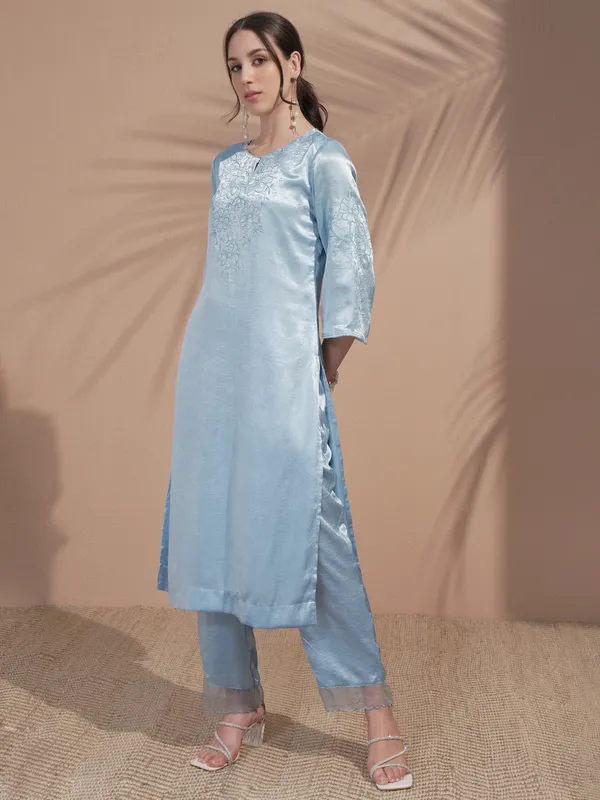 Women Kurta With Trouser