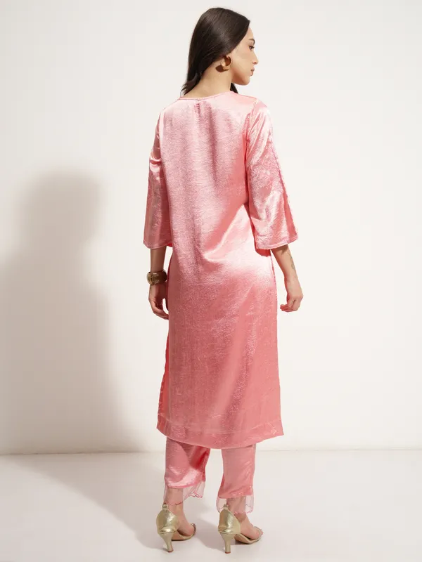 Women Kurta With Trouser
