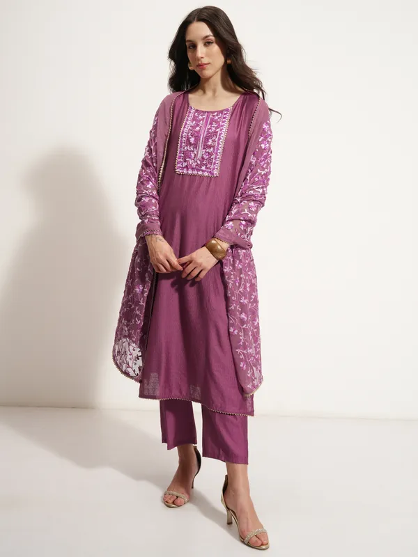 Women Kurta With Trouser And Dupatta