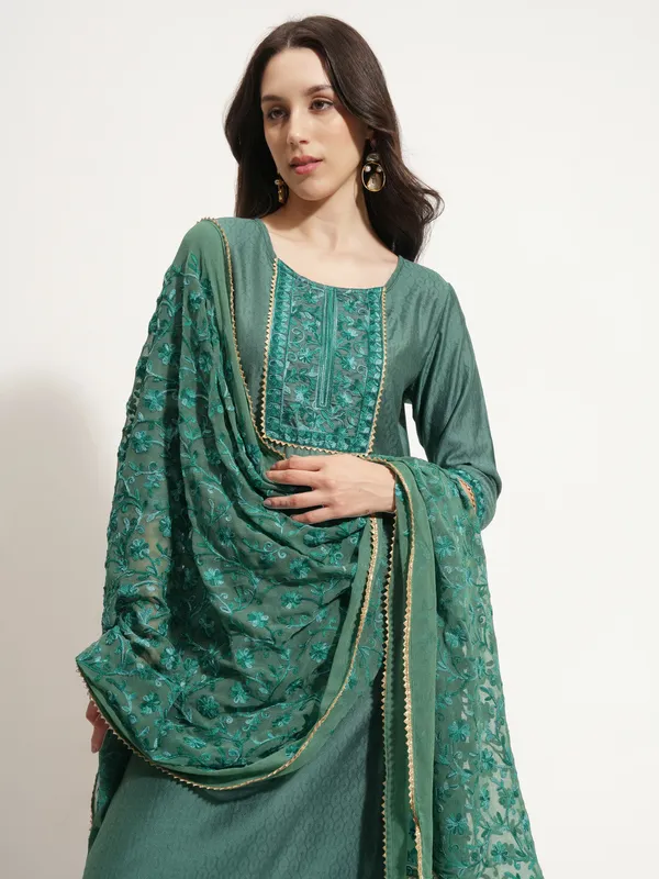 Women Kurta With Trouser And Dupatta