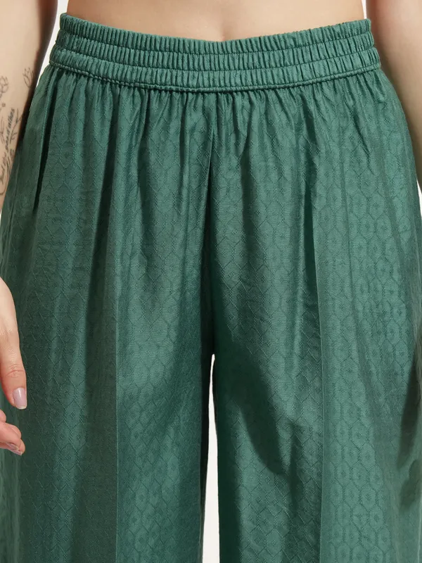 Women Kurta With Trouser And Dupatta