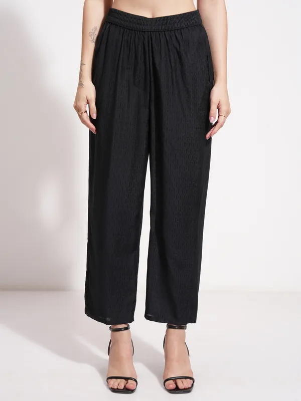 Women Kurta With Trouser And Dupatta