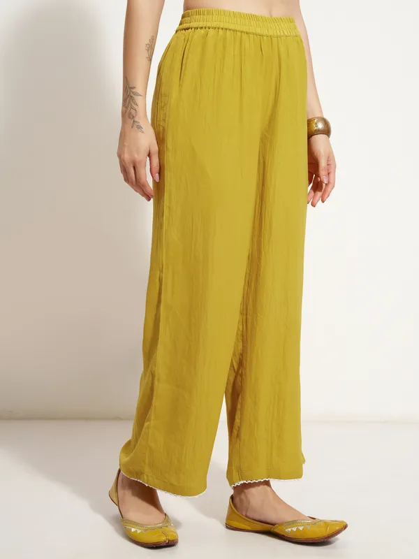 Women Kurta With Trouser And Dupatta